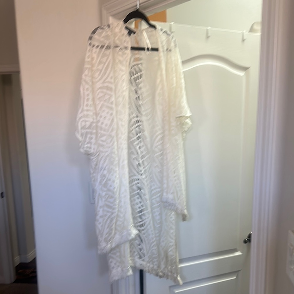 American Eagle Outfitters White Sheer Cover-Up